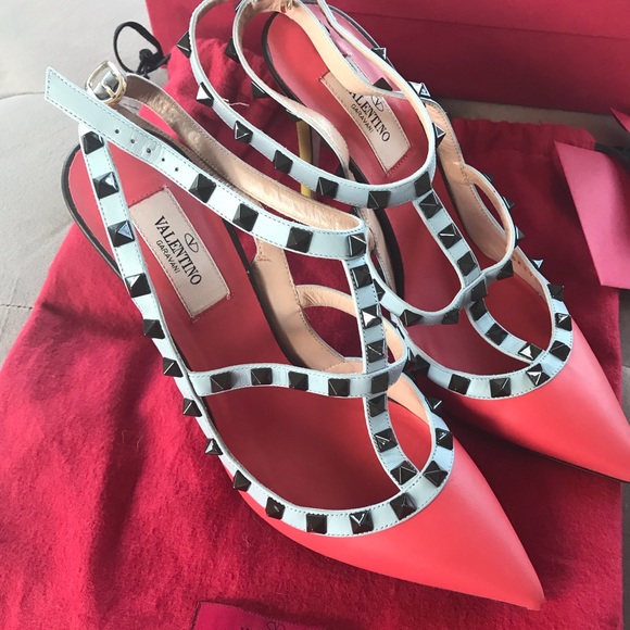 🚫SOLD🚫Valentino Rockstud Tricolor Leather Pumps - Picture 3 of 8